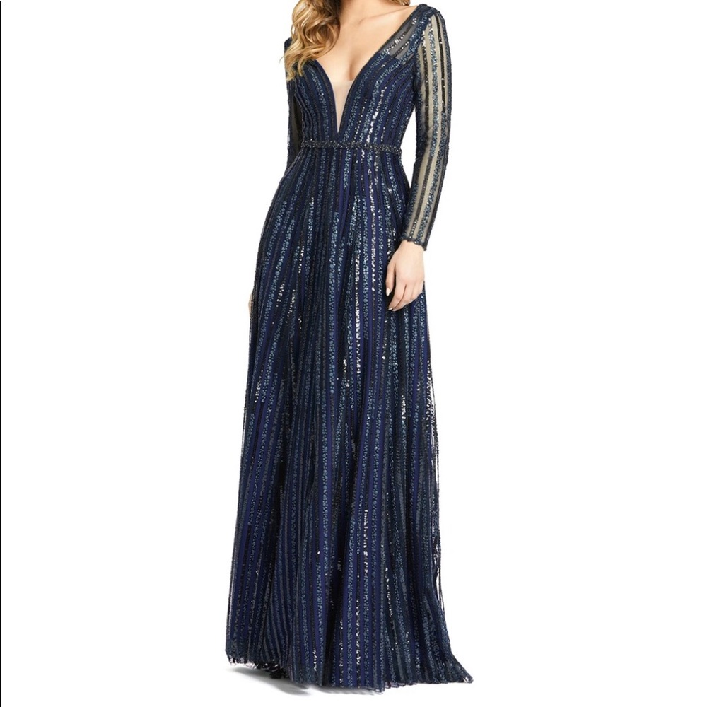 Mac Duggal Sequins Stripe Plunge Neck Long Sleeve A Line Gown Midnight Color NWT